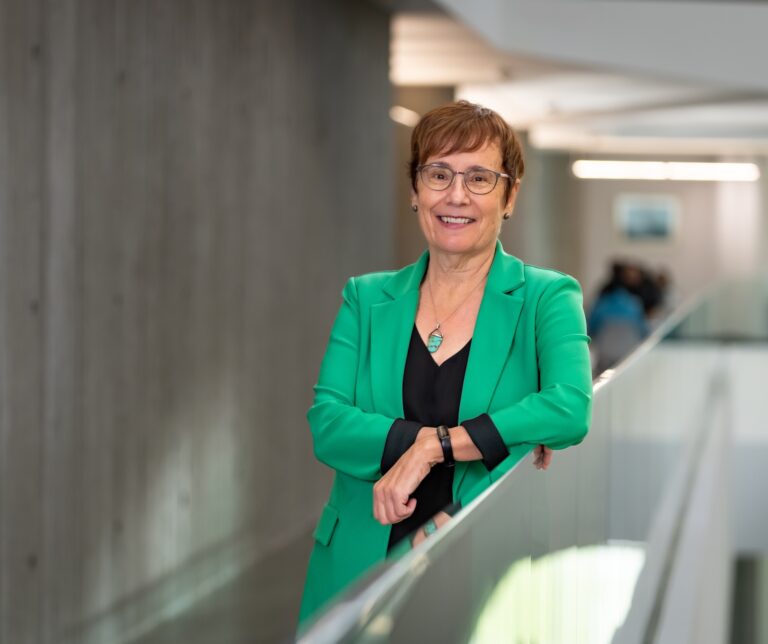 Dr. Annette Trimbee